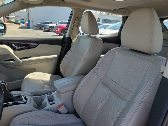 2017 Nissan Rogue Sport SL