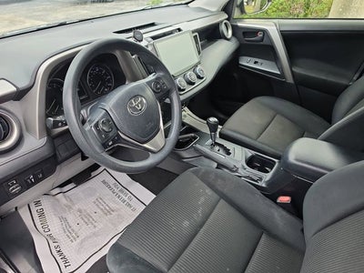 2017 Toyota RAV4 LE