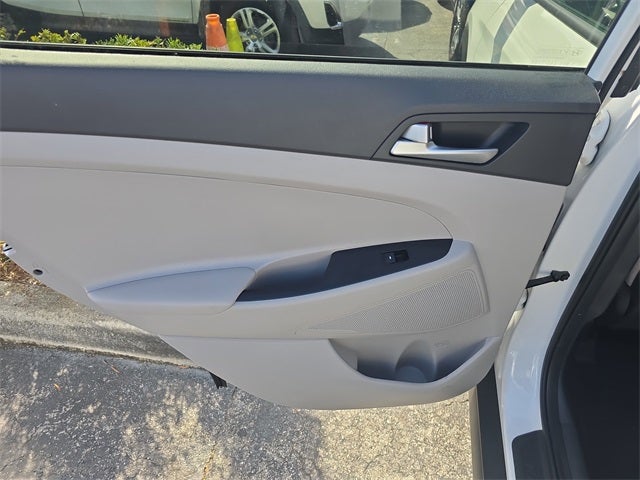 2021 Hyundai Tucson SE