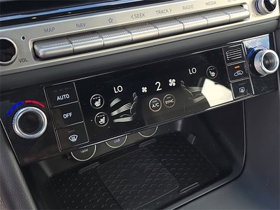 2024 Genesis G70 2.5T