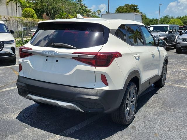 2023 Kia Seltos LX