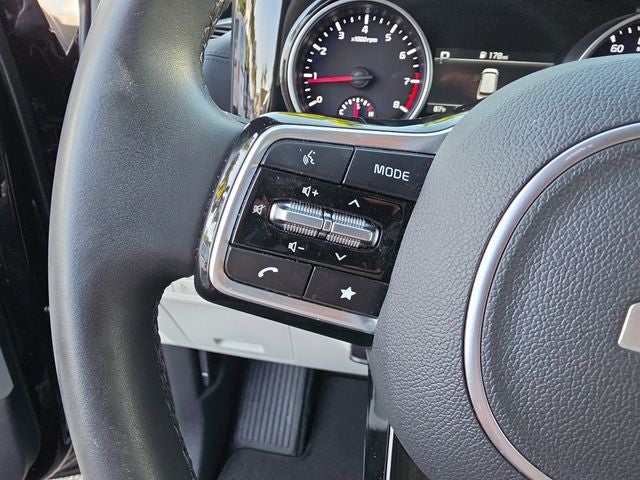 2024 Kia Carnival EX
