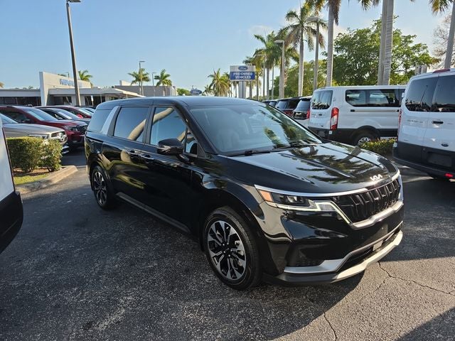 2024 Kia Carnival EX