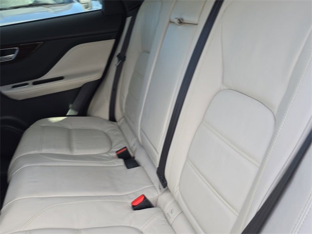 2017 Jaguar F-PACE 35t Prestige