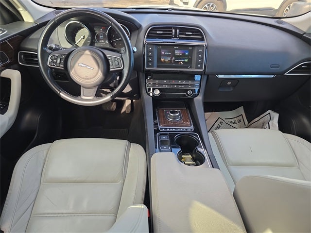 2017 Jaguar F-PACE 35t Prestige