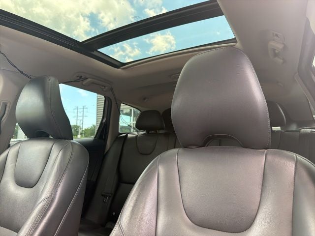 2017 Volvo XC60 T5 Inscription