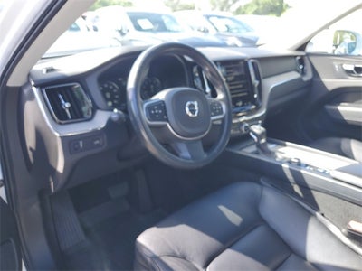 2018 Volvo XC60 T6 Momentum