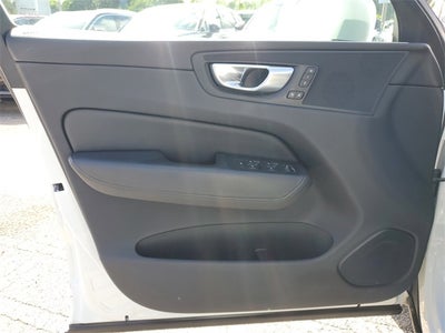 2018 Volvo XC60 T6 Momentum