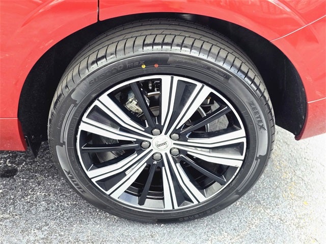 2022 Volvo XC60 B5 Inscription