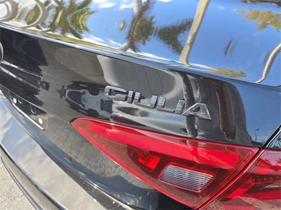 2020 Alfa Romeo Giulia Base