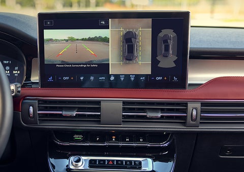 The driver of a 2024 Lincoln Corsair® SUV is shown selecting the drive mode. | Doral Lincoln in Doral FL